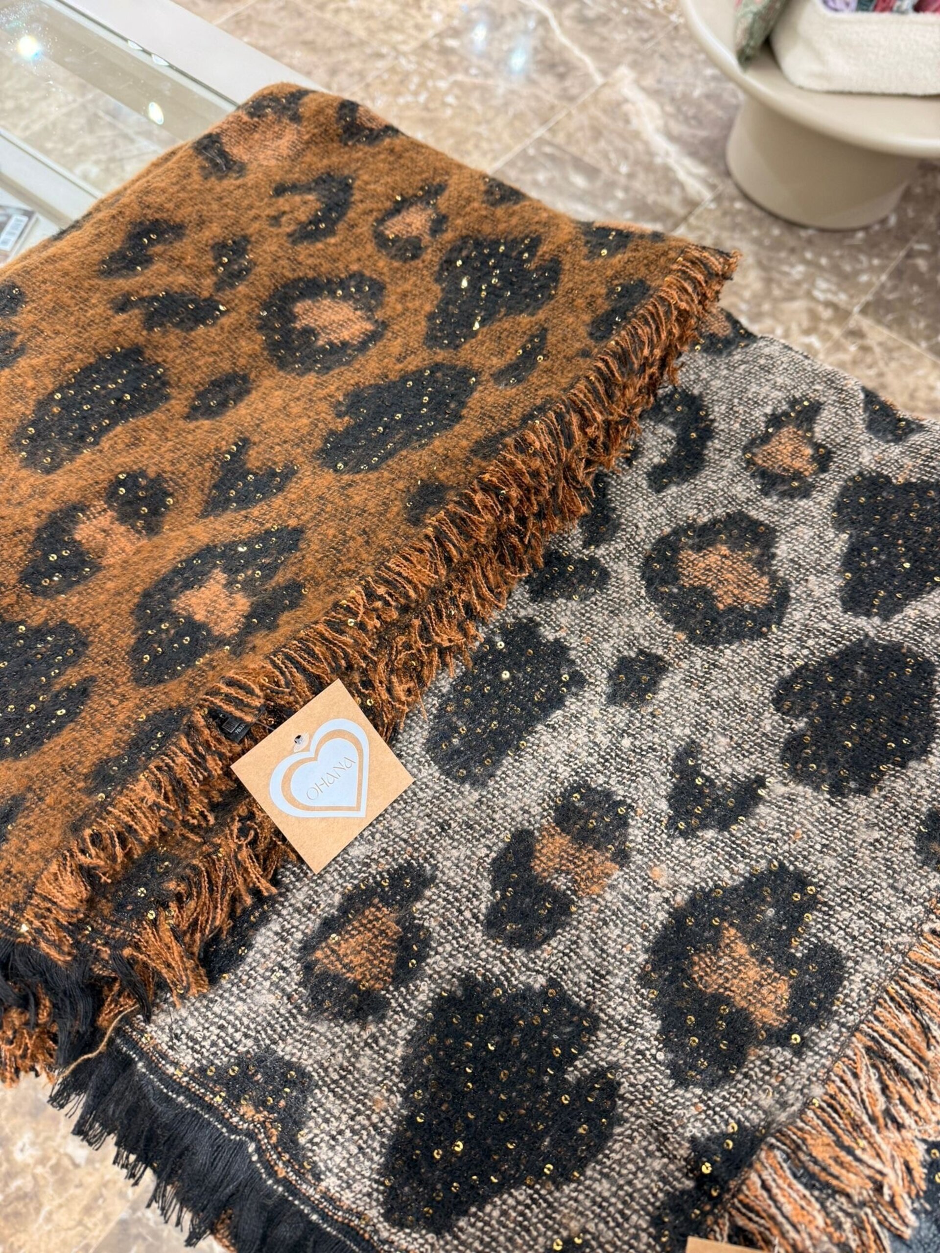 BUFANDAS ANIMAL LENTEJUELAS - 2